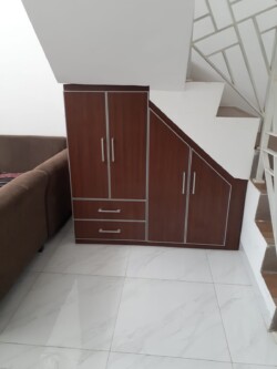 Lemari Set Bawah Tangga Custom